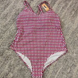 Kona sol, Bathing Suit One Piece , new with tags, stretchy.